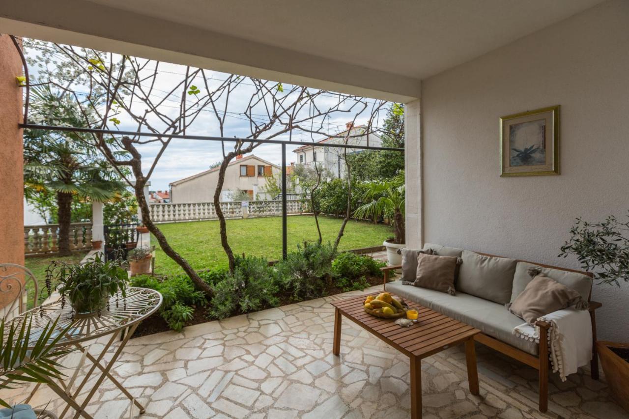 Apartments Zomzi Porec Exterior photo
